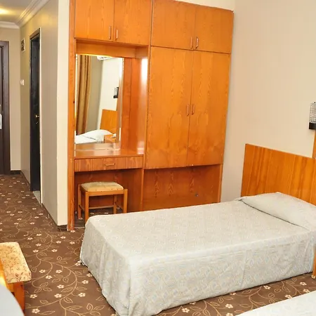Deha Hotel 3*