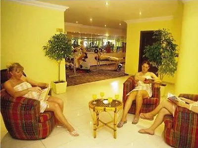 Hotel Deha 3*